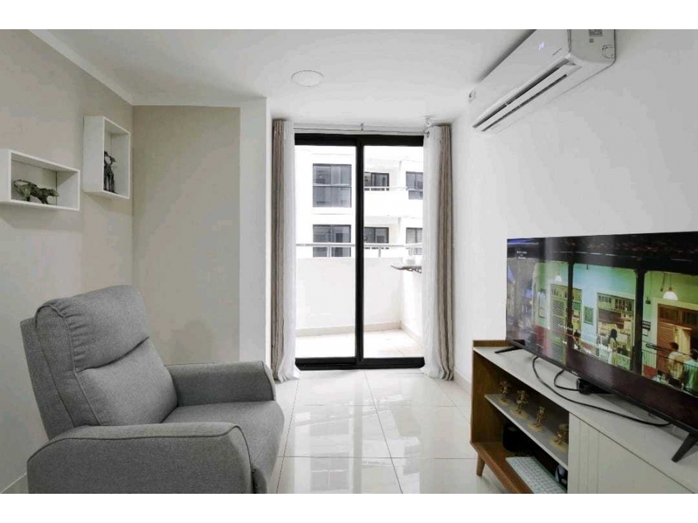 SE VENDE APARTAMENTO EN VIA ESPAÑA OBARRIO.