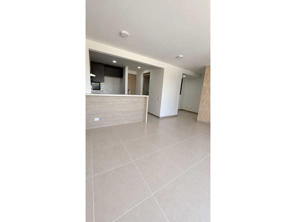 SE VENDE APARTAMENTO EN VIVERO PC