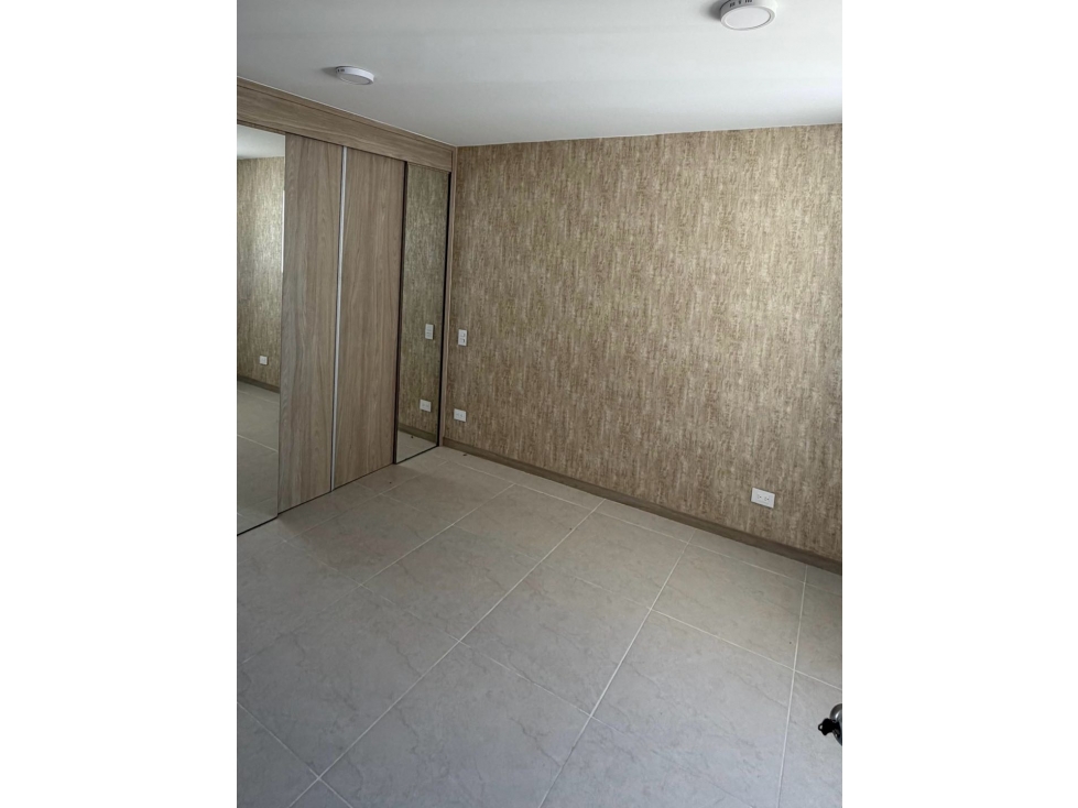 SE VENDE APARTAMENTO EN VIVERO PC — foto 6