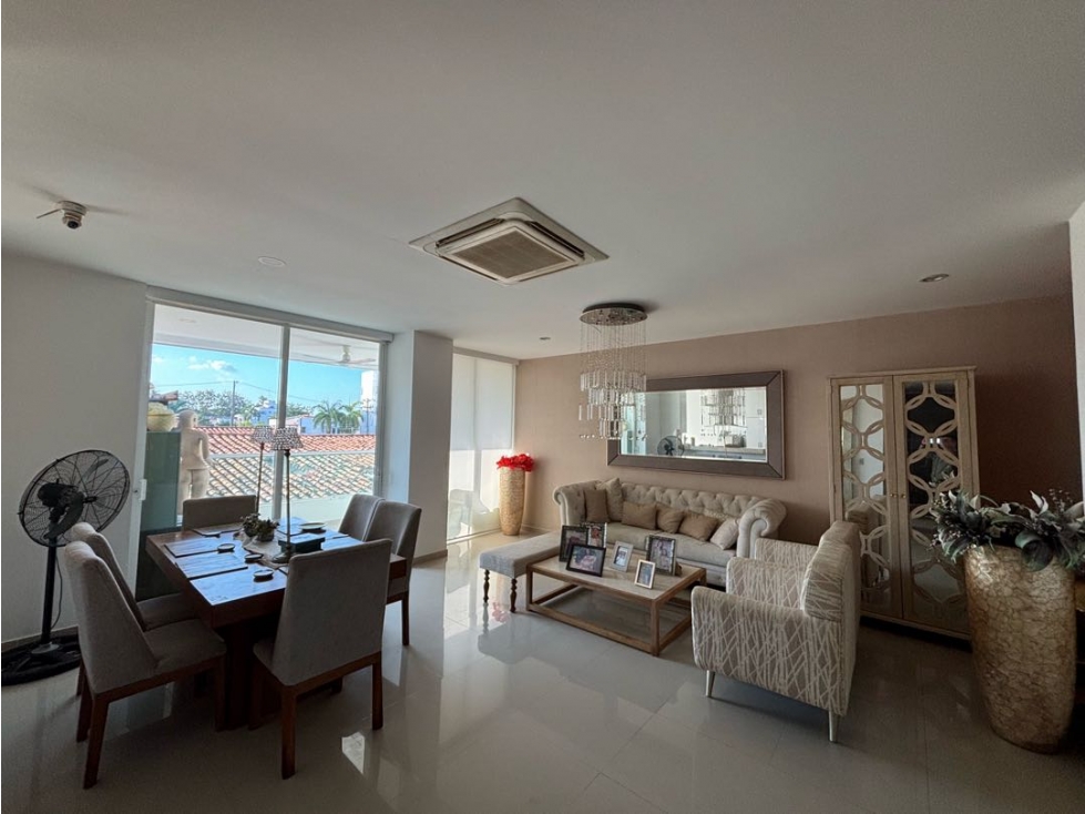 SE VENDE APARTAMENTO EN ZONA EXCLUSIVA. — foto 3