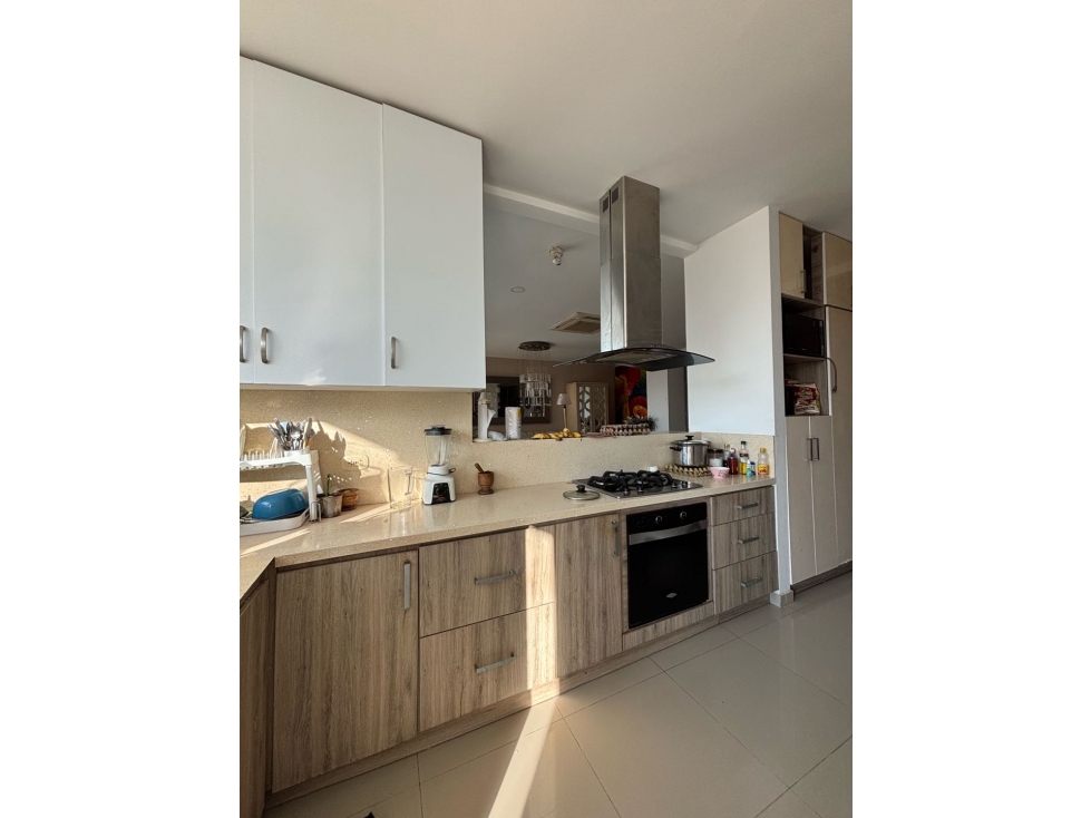 SE VENDE APARTAMENTO EN ZONA EXCLUSIVA. — foto 6