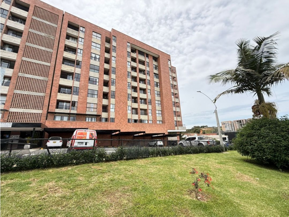 Se vende apartamento esquinero con hermosa vista en unidad cerrada