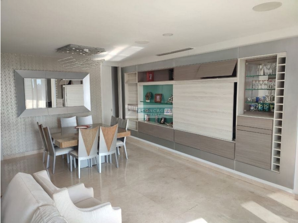 Se vende apartamento exclusivo en Riomar