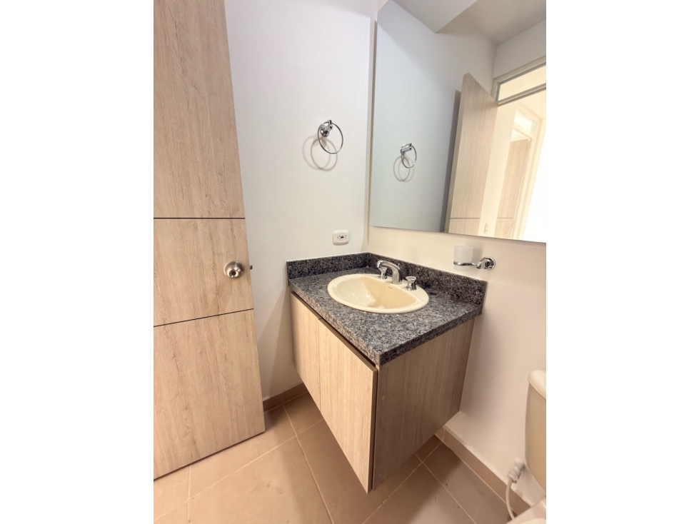 SE VENDE APARTAMENTO GIRARDOT CON GARAJE. — foto 5