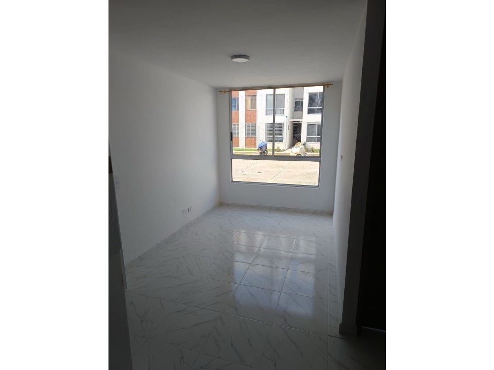 SE VENDE APARTAMENTO HACIENDA KACHIPAY 1ER PISO LO cw9576699 — foto 2