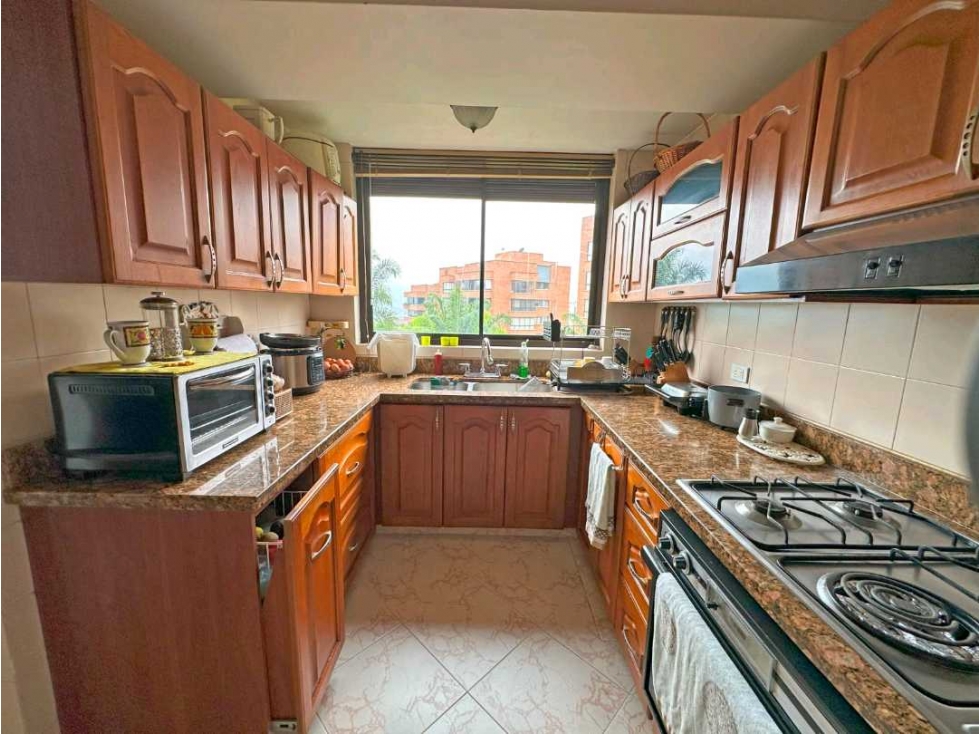 Se Vende Apartamento La Tomatera El Poblado Medellín — foto 5