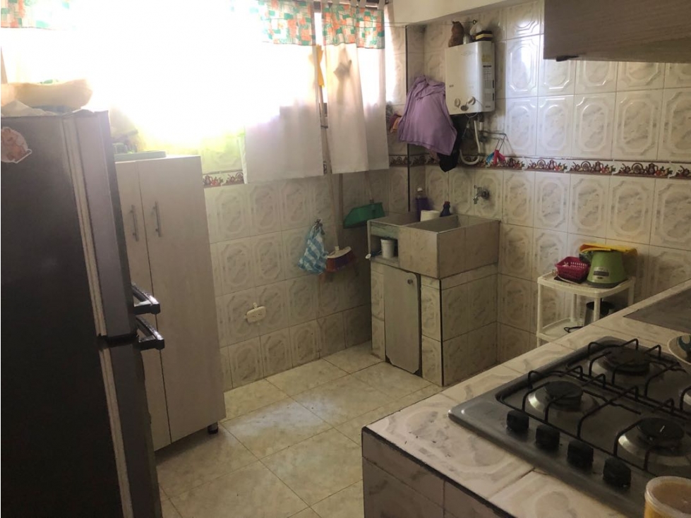 SE VENDE APARTAMENTO LIMONAR PISO 3 S/A — foto 2