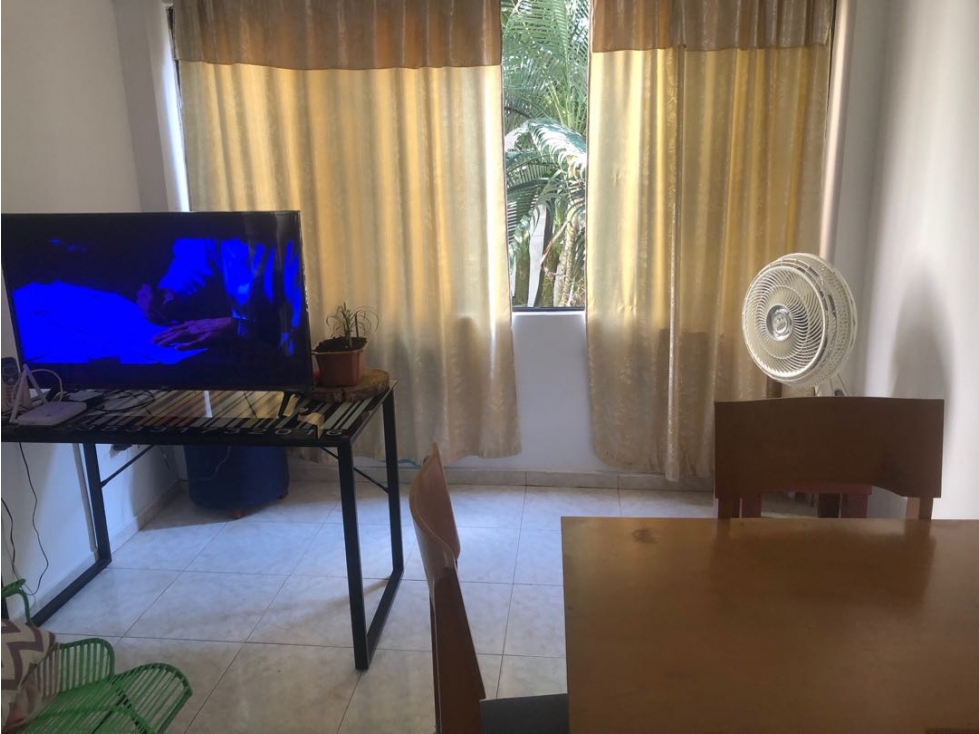 SE VENDE APARTAMENTO LIMONAR PISO 3 S/A
