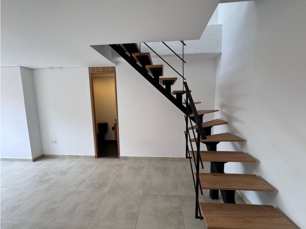 SE VENDE APARTAMENTO AMOBLADO DUPLEX. RENTAS CORTAS AIRBNB. LAURELES — foto 4