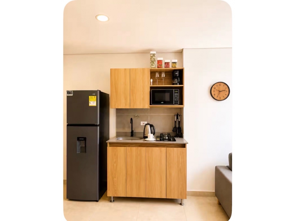SE VENDE APARTAMENTO AMOBLADO DUPLEX. RENTAS CORTAS AIRBNB. LAURELES — foto 3