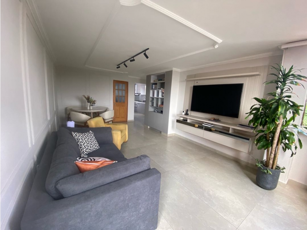 Se vende apartamento moderno piso 3 escaleras barrio delicias - 5