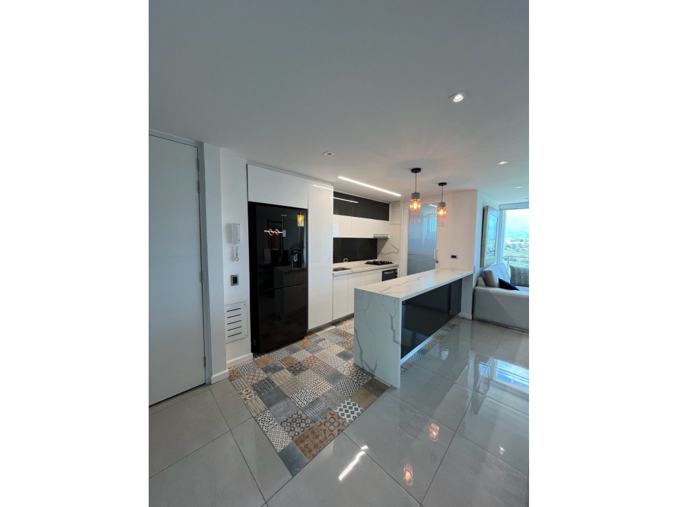 SE VENDE HERMOSO APARTAMENTO CON ESPECTACULAR VISTA . AV CENTENARIO — foto 3