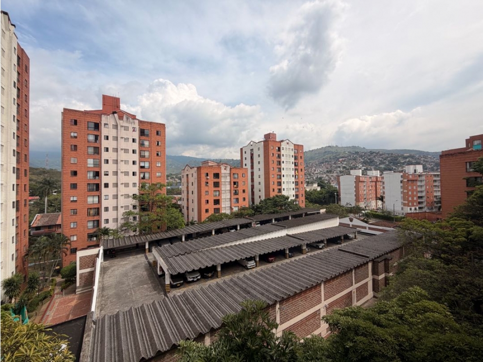 SE VENDE APARTAMENTO P7 ASCENSOR C/PARQ. SECTOR CUARTO DE LEGUA — foto 4