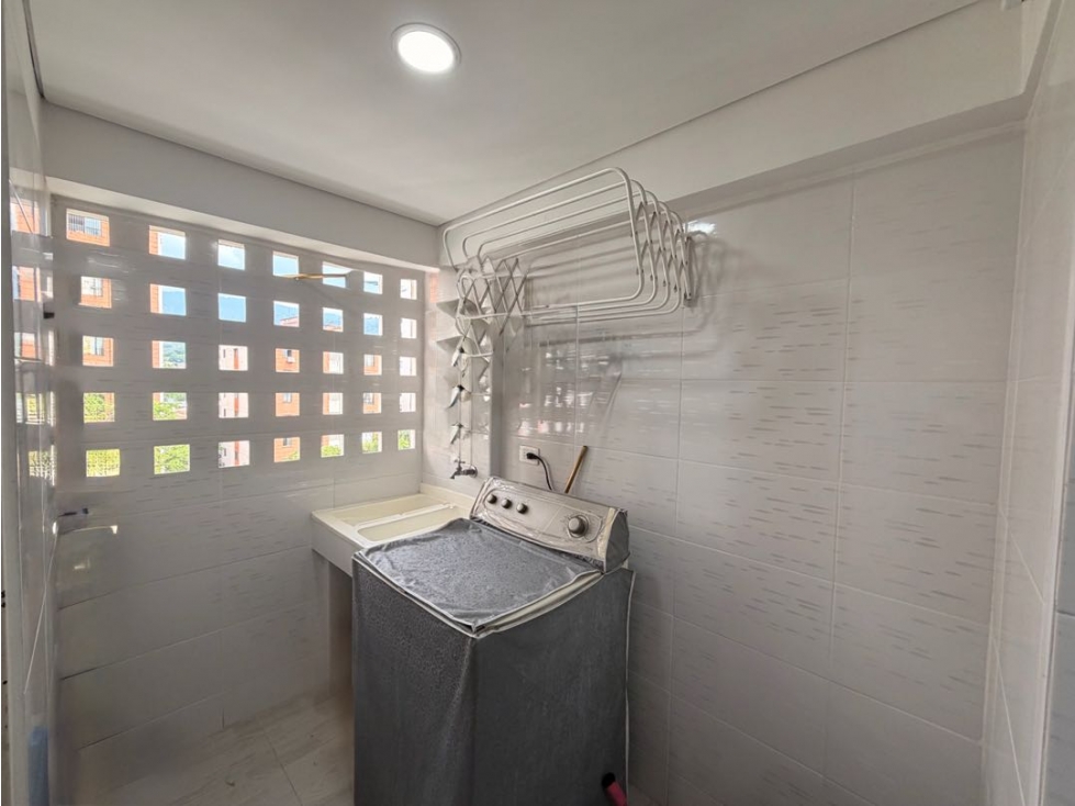 SE VENDE APARTAMENTO P7 ASCENSOR C/PARQ. SECTOR CUARTO DE LEGUA — foto 6