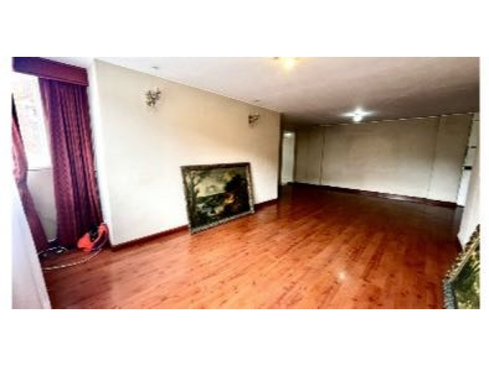 SE VENDE APARTAMENTO PARA REMODELAR EN SANTA BÁRBARA CENTRAL .A