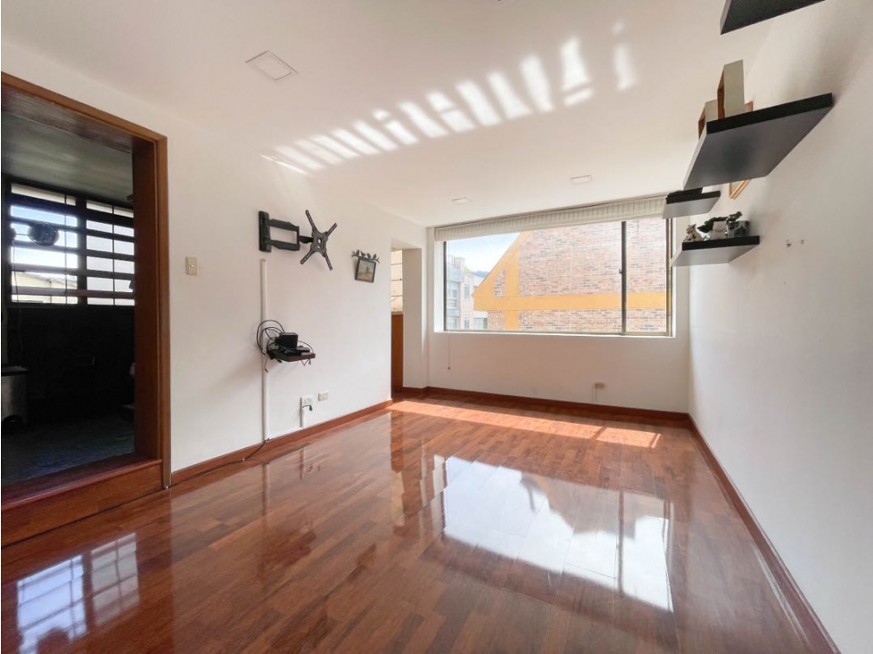 Se vende apartamento para remodelar en Santa Paula — foto 4
