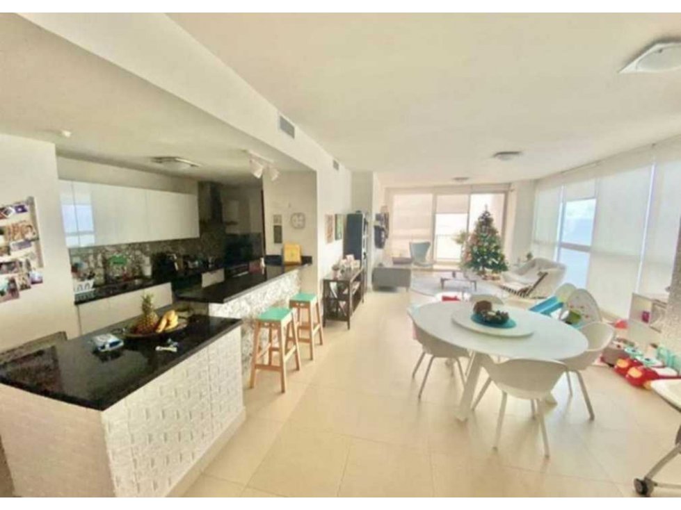 SE VENDE APARTAMENTO PH. OCEANAIRE - 2