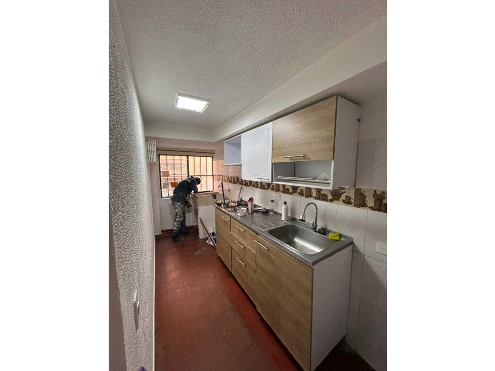 SE VENDE APARTAMENTO PISO 1 SECTOR NÁPOLES, Cali
