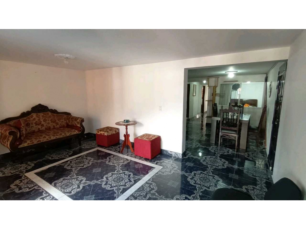 SE VENDE APARTAMENTO PISO 3 EN CASTILLA — foto 2