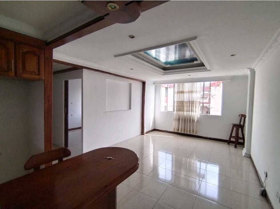 SE VENDE APARTAMENTO PISO 4, BARRIO EL LIDO, Cali