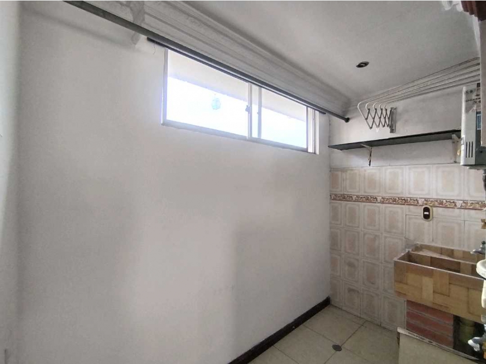 SE VENDE APARTAMENTO PISO 4, BARRIO EL LIDO, Cali — foto 5