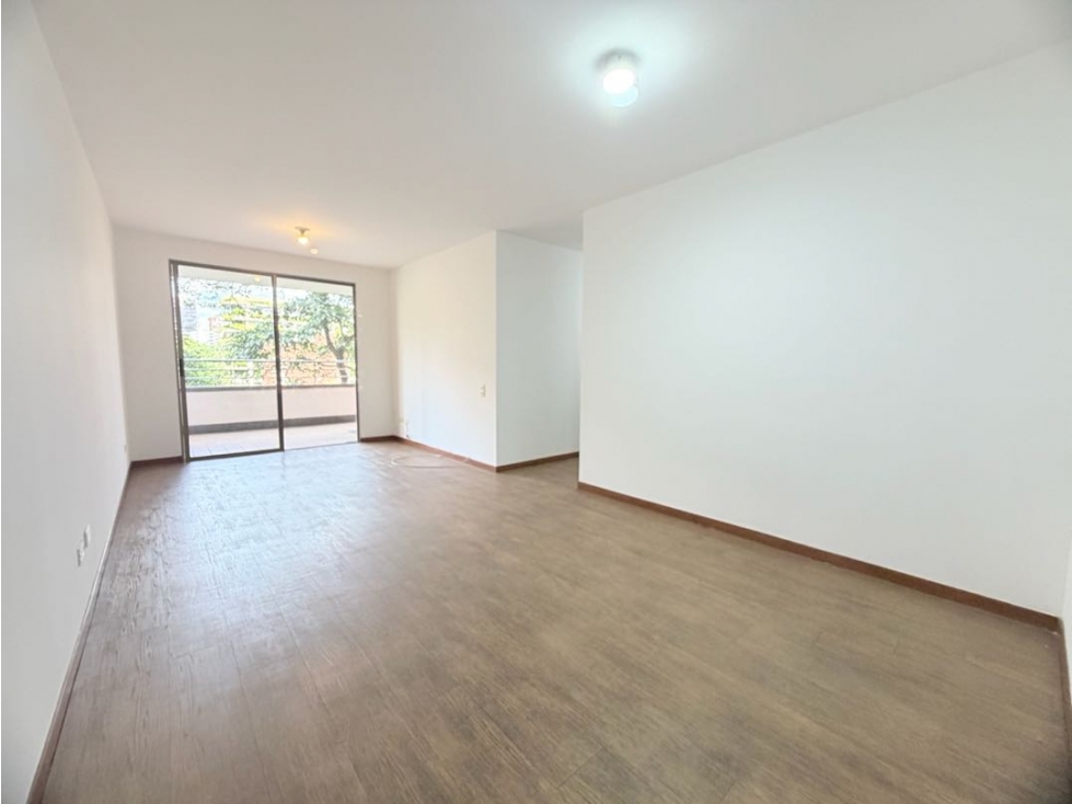 SE VENDE APARTAMENTO POBLADO TESORO Y PROVENZA