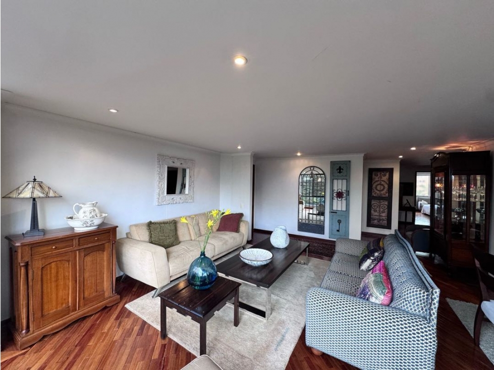 Se vende apartamento por el campestre el poblado Medellín — foto 2