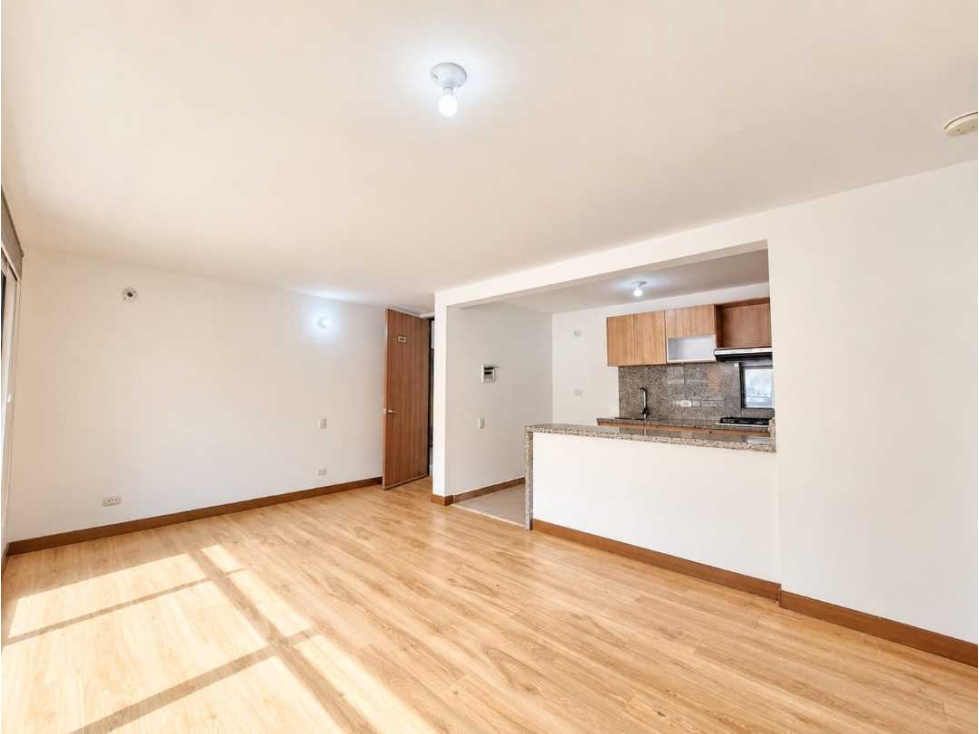 SE VENDE APARTAMENTO PRIMER PISO EN GRAN GRANADA-ENGATIVA — foto 3