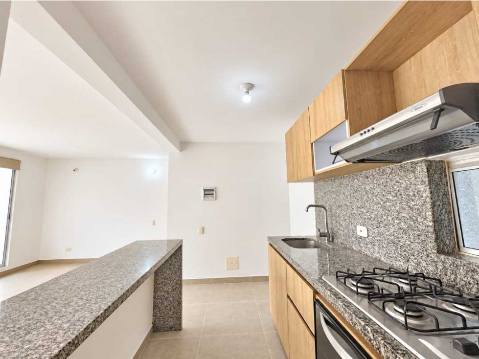 SE VENDE APARTAMENTO PRIMER PISO EN GRAN GRANADA-ENGATIVA — foto 6