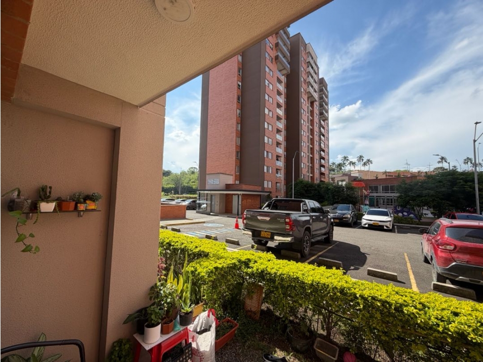 SE VENDE APARTAMENTO PRIMER PISO AVENIDA SUR — foto 4