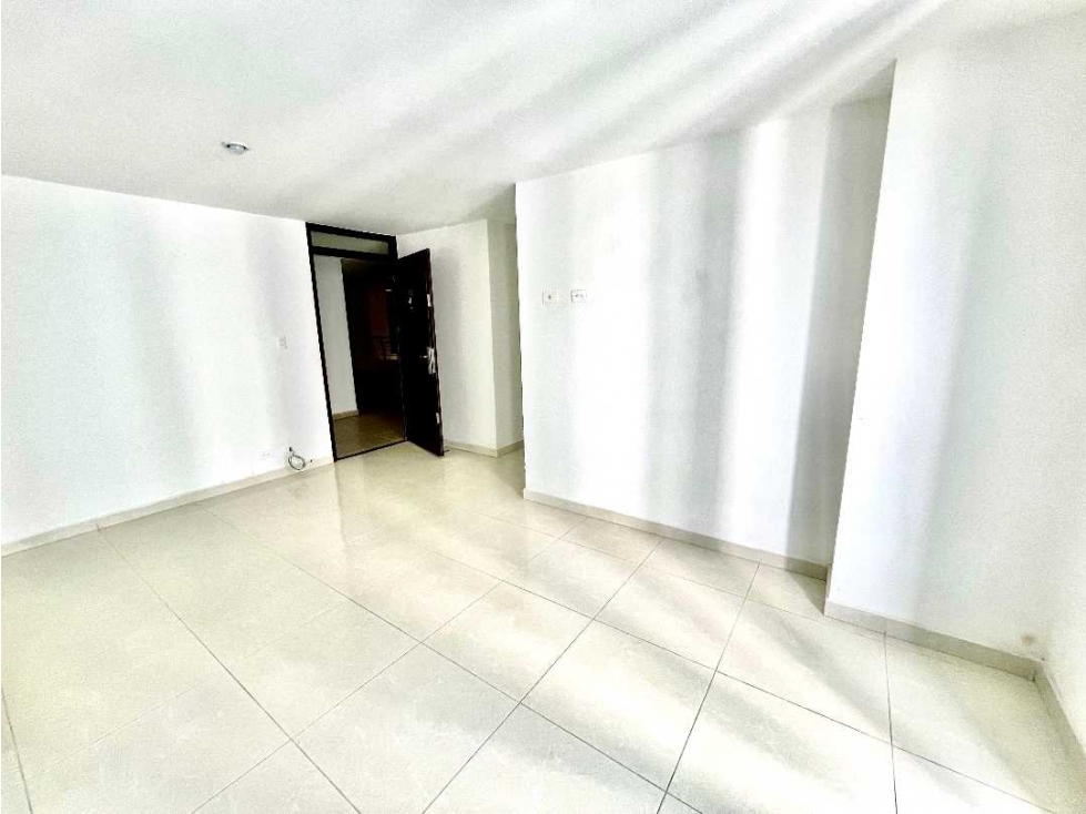 SE VENDE APARTAMENTO .ZONA UNIVERSIDAD ANTONIO NARIÑO — foto 2