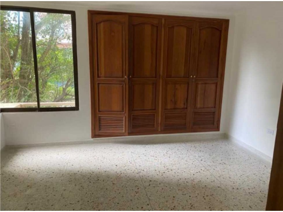 SE VENDE APARTAMENTO REMODELADO EN ALTO PRADO - 4