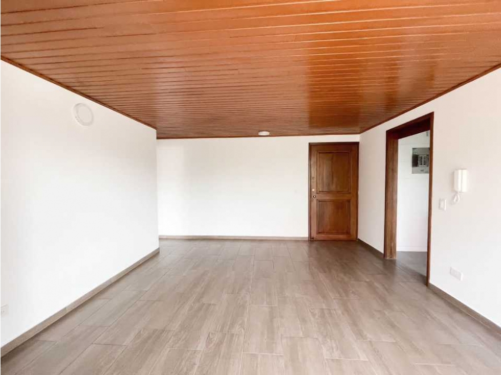 Se vende apartamento remodelado para inversión en Pasadena — foto 2