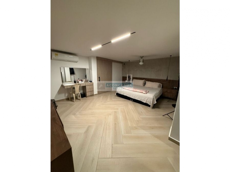Se vende apartamento Remodelado en Río Mar primer piso — foto 5