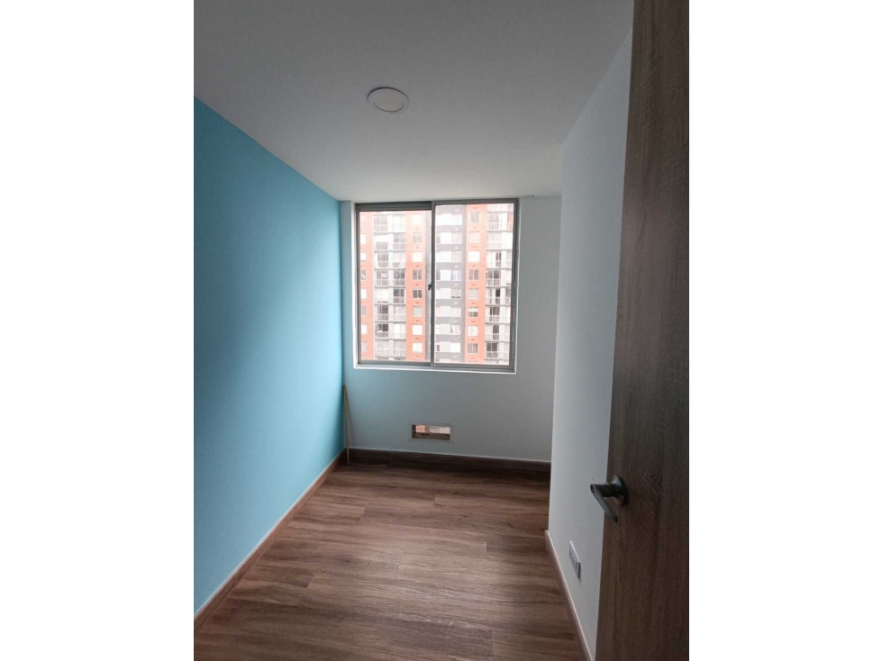 SE VENDE APARTAMENTO REMODELADO EN PRIMAVERA 6-39 ET 2 PUENTE ARANDA — foto 5