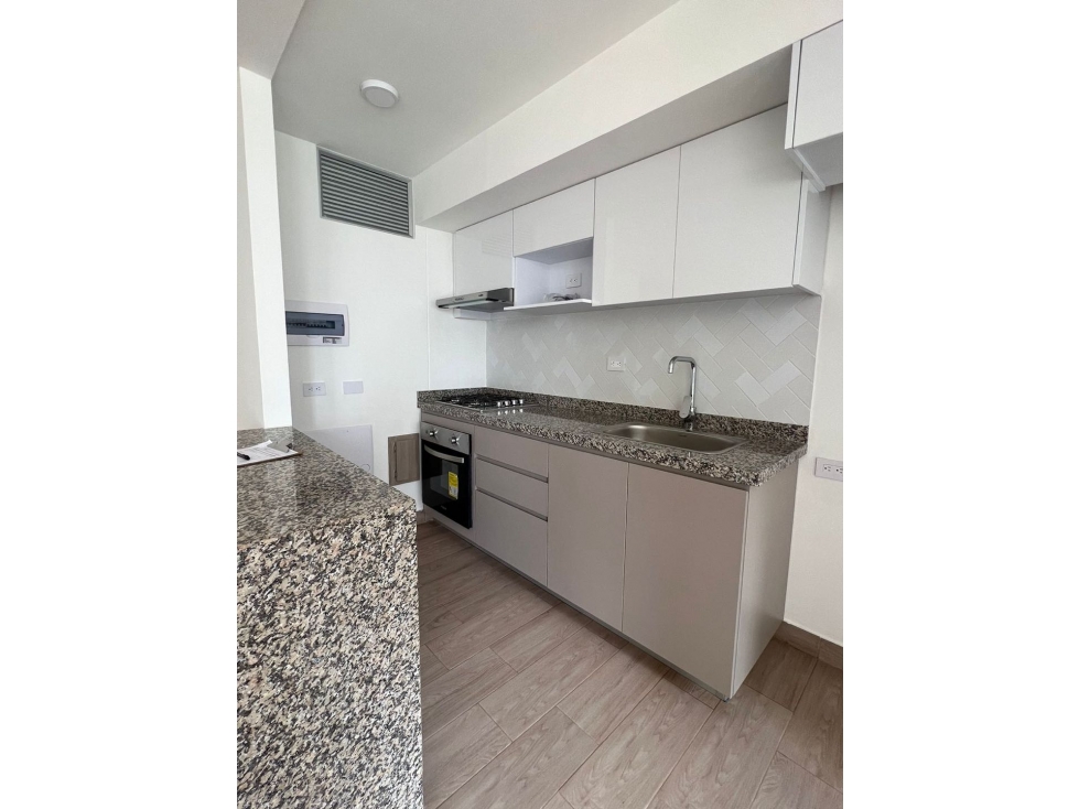 SE VENDE APARTAMENTO ROSALES — foto 4