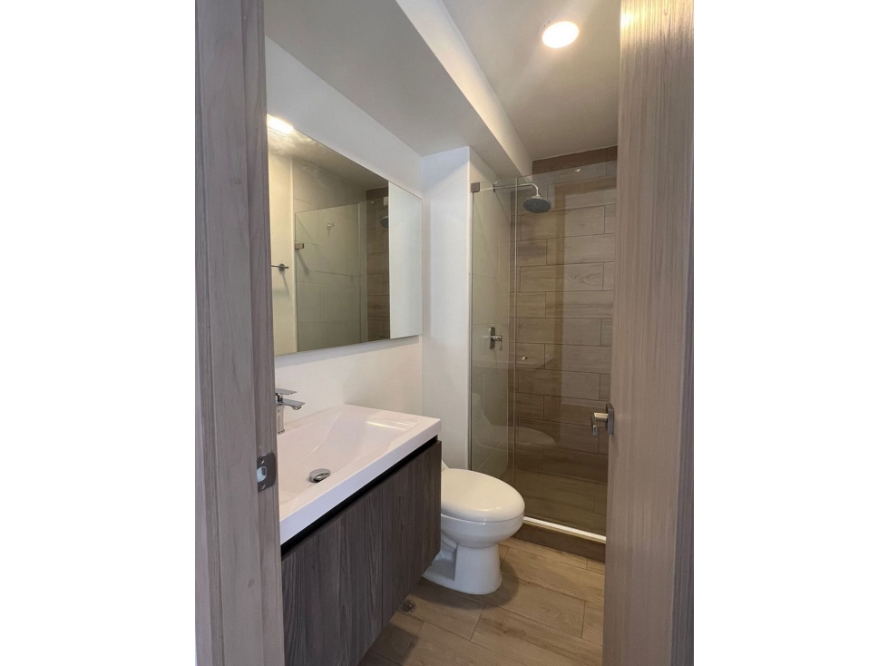 SE VENDE APARTAMENTO ROSALES — foto 6