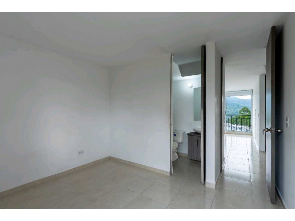 SE VENDE APARTAMENTO . SAN LUIS REY NORTE DE ARMENIA QUINDIO — foto 3