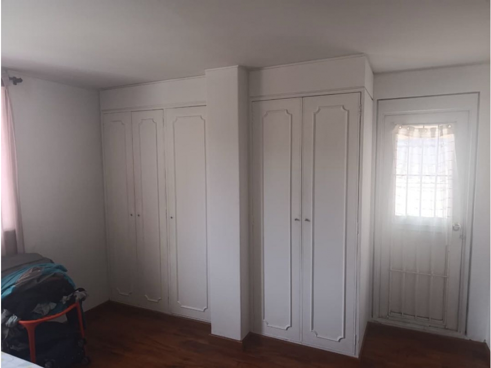 SE VENDE APARTAESTUDIO ARRENDADO CON TERRAZA EN SANTA BARBARA.P — foto 4