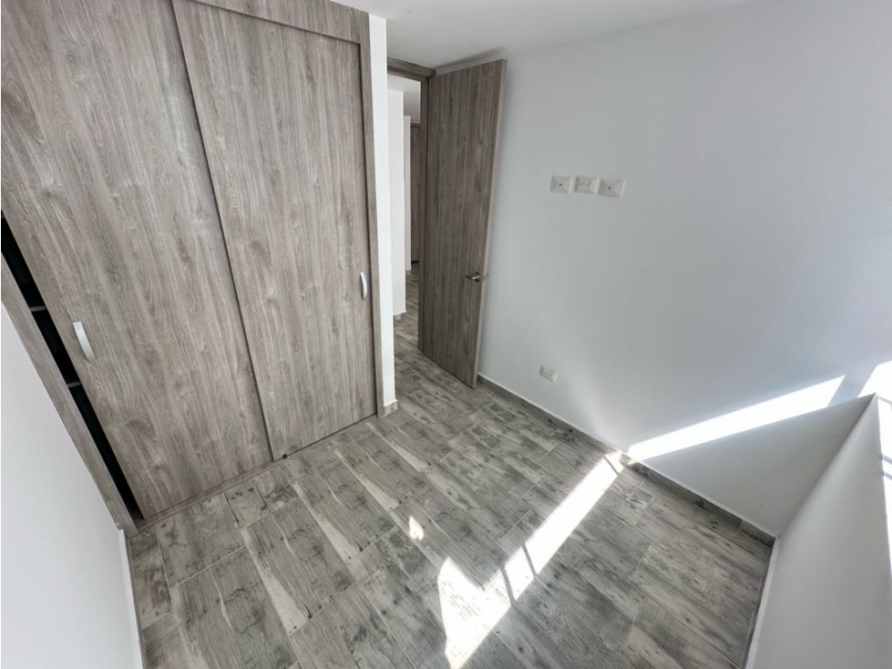 Se Vende Apartamento Sector La Tebaida — foto 6