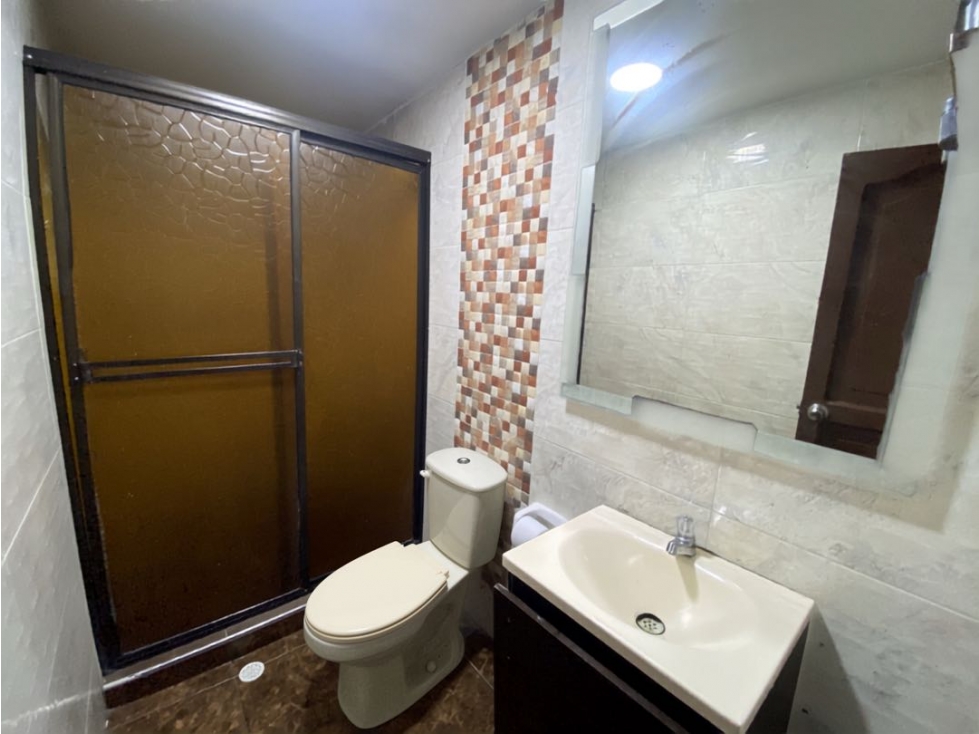 se vende apartamento tipo casa con parqueadero barrio san felipe — foto 3