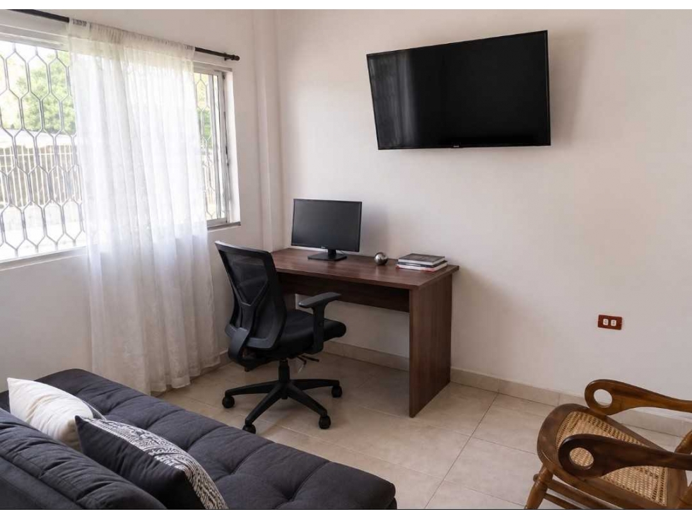 Se Vende Apartamento y local en Costahermosa — foto 2