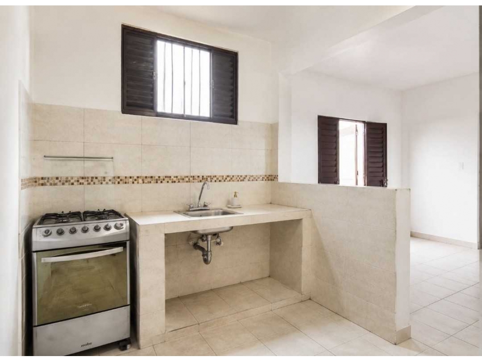Se Vende Apartamento y local en Costahermosa — foto 4