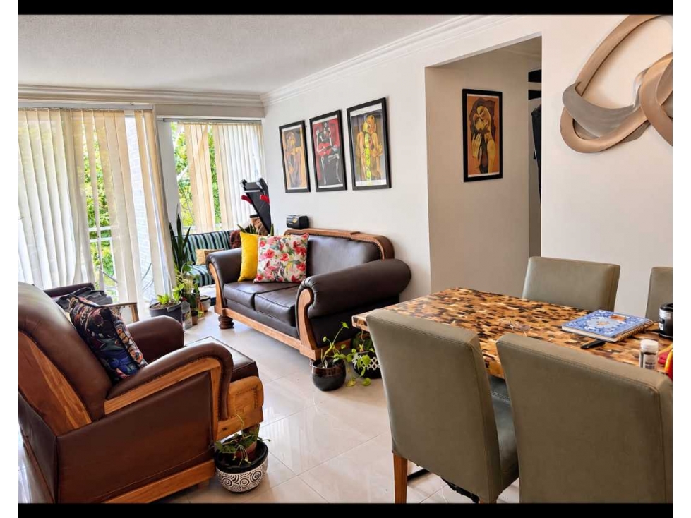 SE VENDE APARTAMENTO EN CALASANZ.