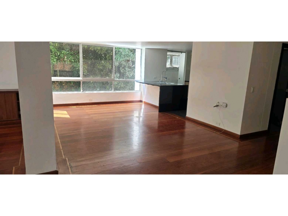 SE VENDE APARTAMENTO EN EL POBLADO - MEDELLIN — foto 2