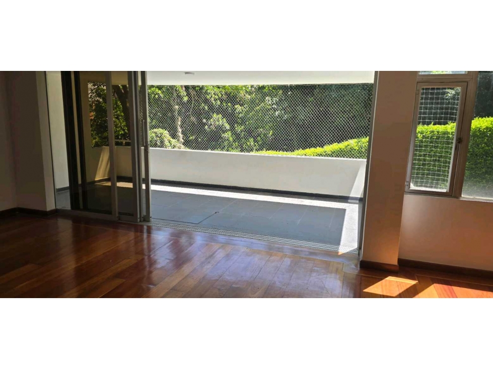 SE VENDE APARTAMENTO EN EL POBLADO - MEDELLIN — foto 4