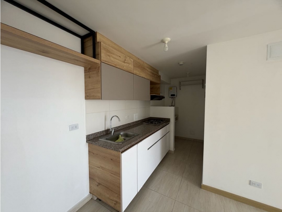 SE VENDE APTO AV SUR PISO 14 — foto 3