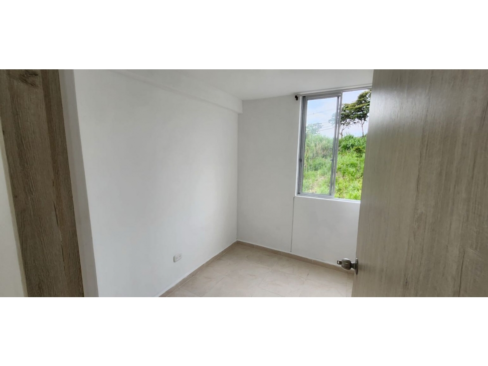 SE VENDE APARTAMENTO DOSQUEBRADAS FRAILES — foto 4