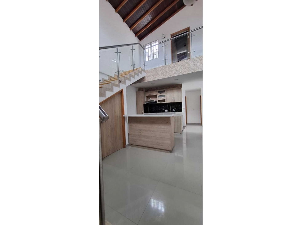 Se vende apto duplex Cabañas Bello — foto 5