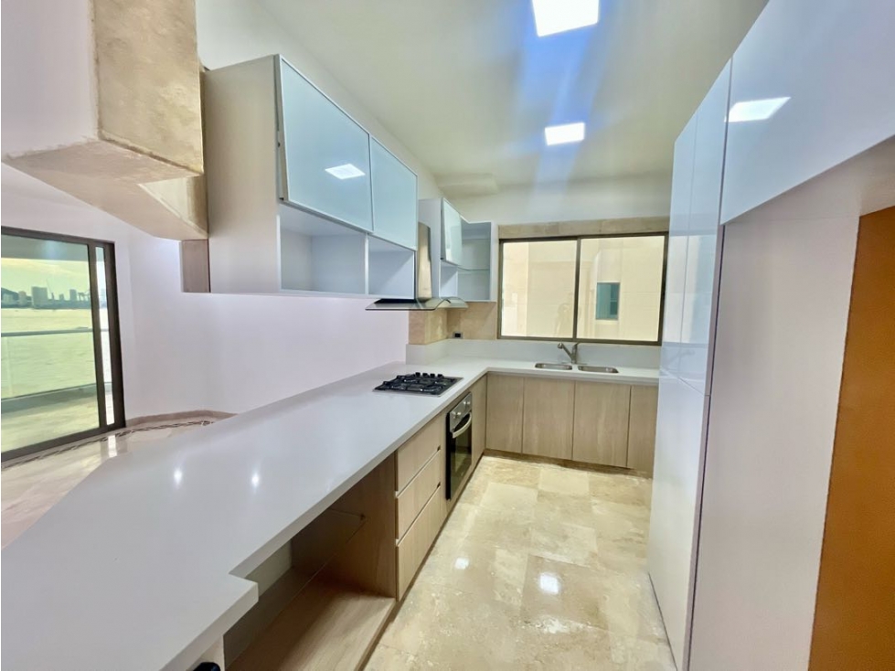 SE VENDE APTO EN CASTILLOGRANDE 3 ALCOBAS FRENTE A LA BAHIA — foto 6